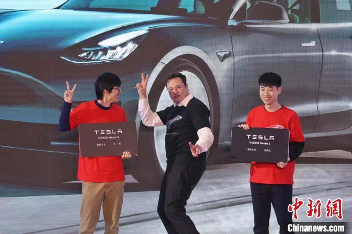 Tesla China made Model 3 delivery ceremony. Photo by Zhang Hengwei